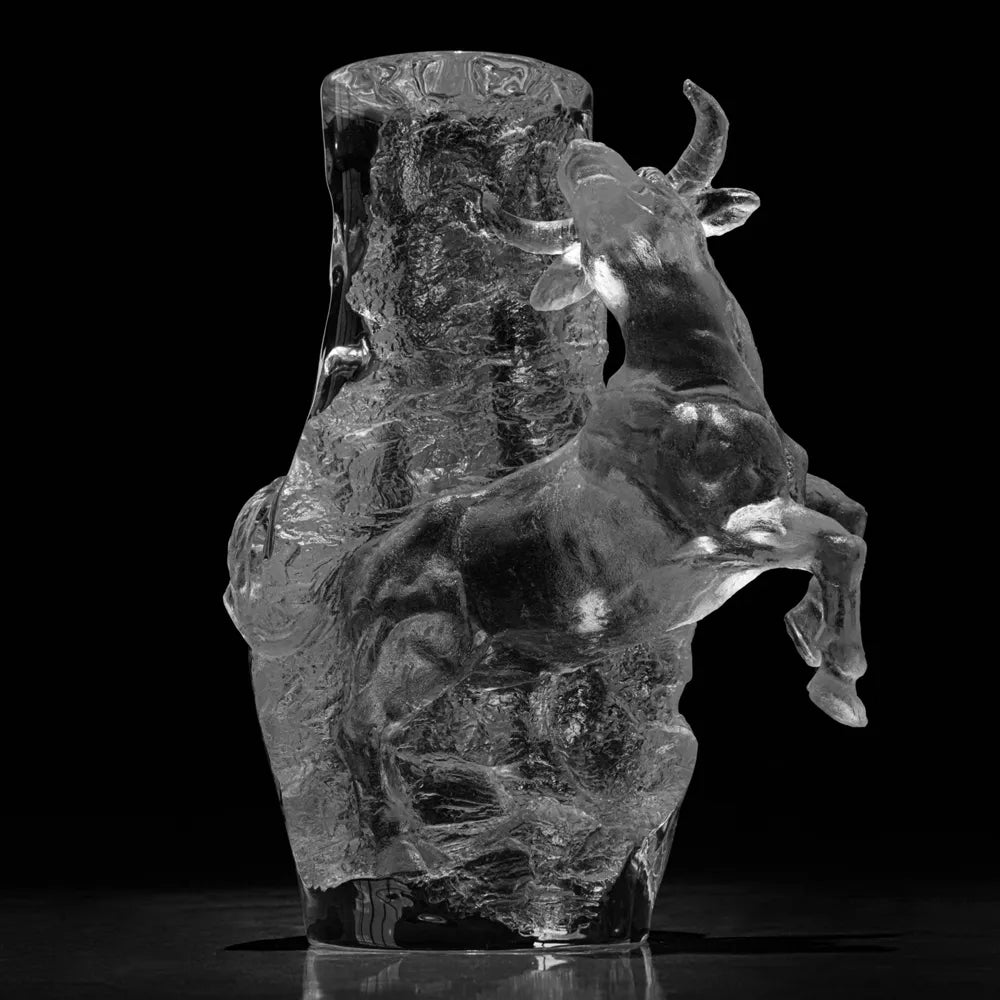 Chinese Zodiac art vase crystal ox sculpture decorative piece